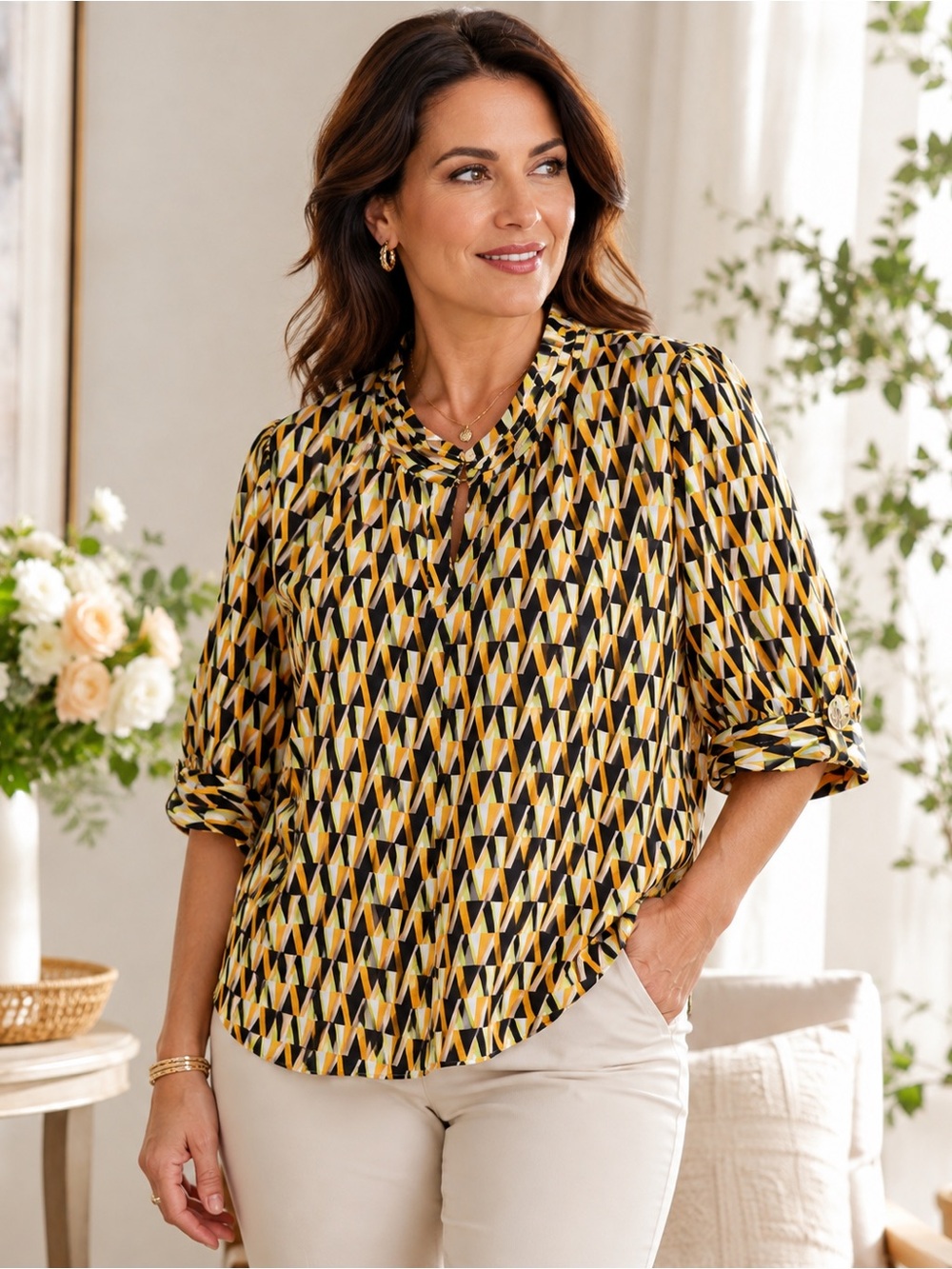 • Karl Lagerfeld Paris Geometric Print Blouse | Size L